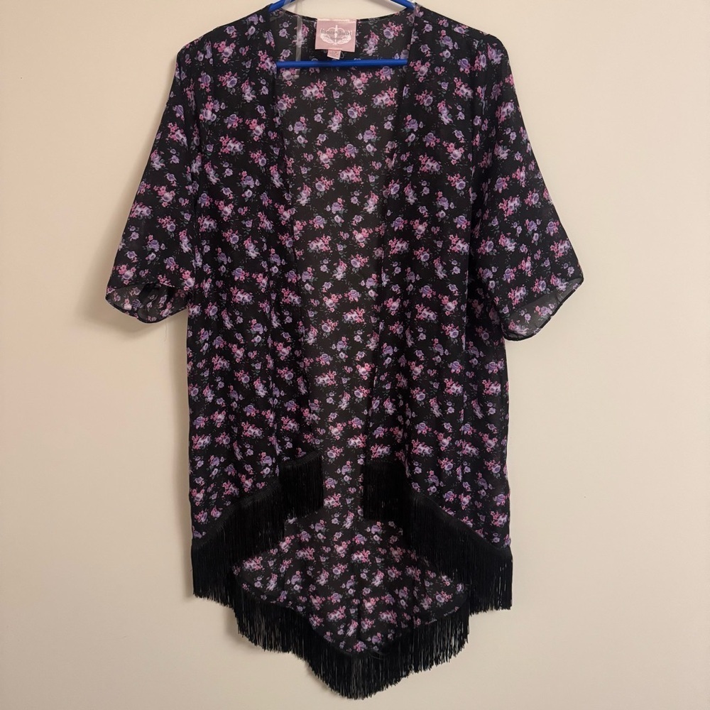 Romeo & Juliet Floral and Fringe Open Front Kimono Robe - Women’s Small - Medium